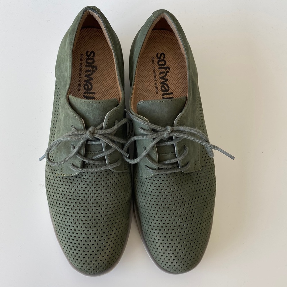 SoftWalk Willis Wedge Oxford | Olive Green Loafers | Size 6.5 |